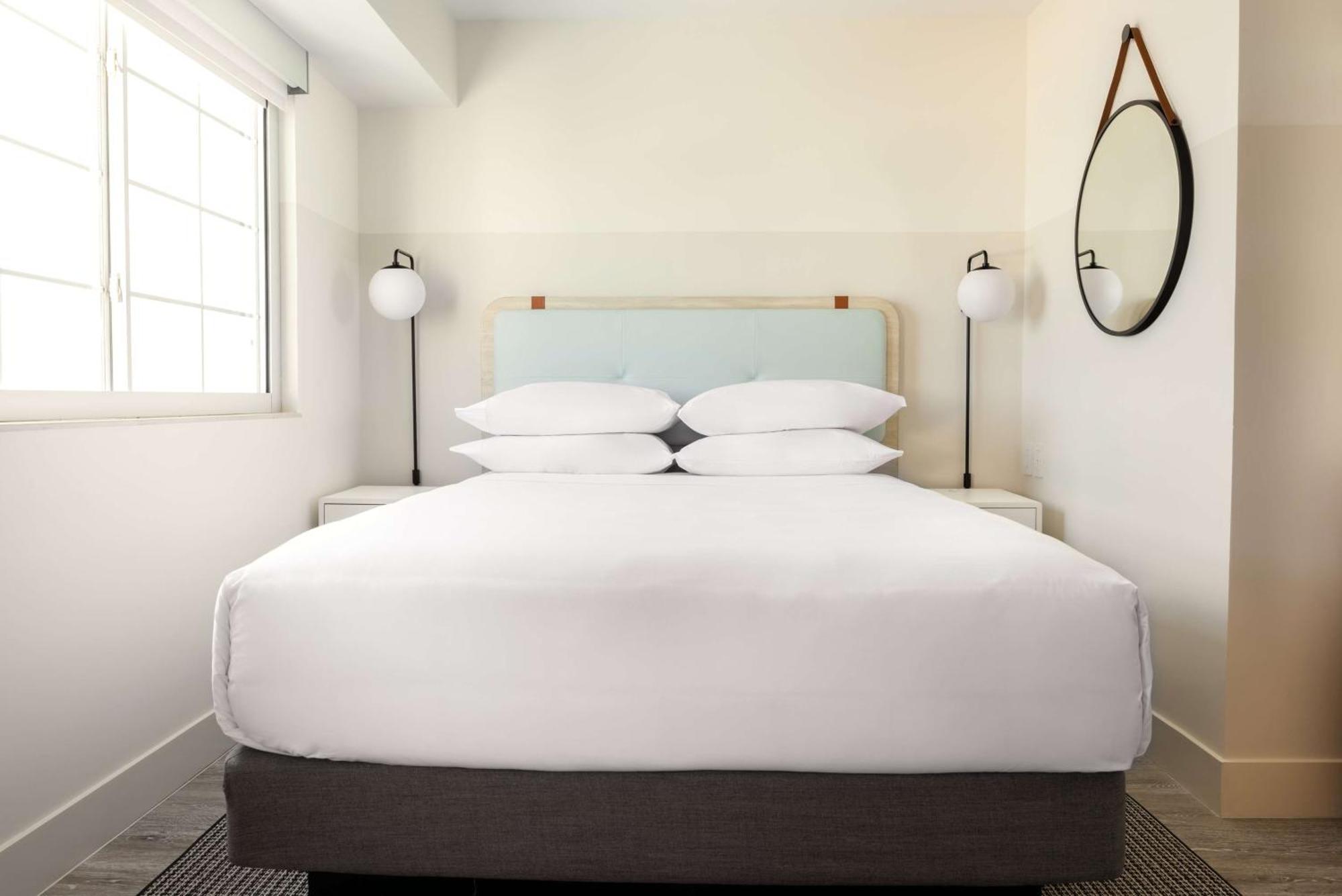 Hampton By Hilton Grand Cayman Seven Mile Beach George Town Ngoại thất bức ảnh